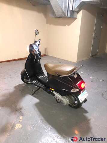 $1,200 Vespa VXL - $1,200 2