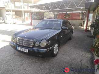 $2,800 Mercedes-Benz 230E - $2,800 2