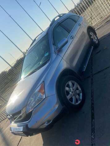 $7,600 Honda CR-V - $7,600 1