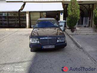 1994 Mercedes-Benz E-Class  2.2