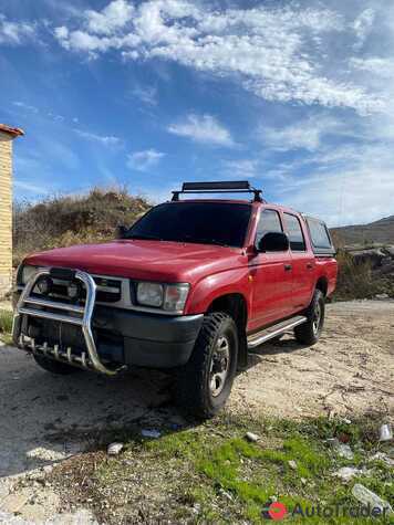 $7,500 Toyota Hilux - $7,500 3