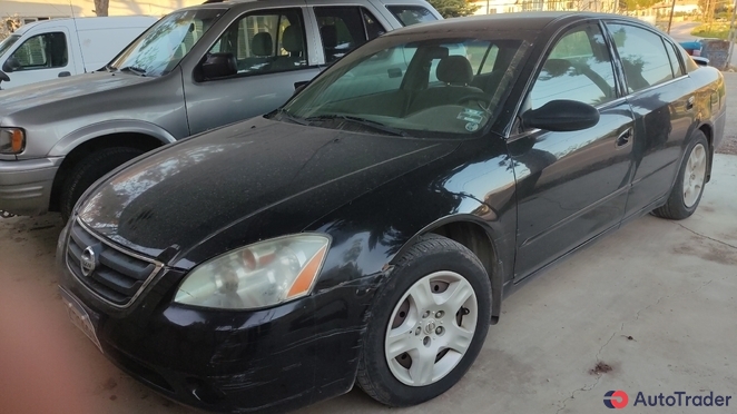 $4,000 Nissan Altima - $4,000 1