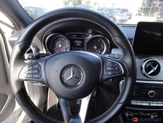 $29,000 Mercedes-Benz GLA - $29,000 9