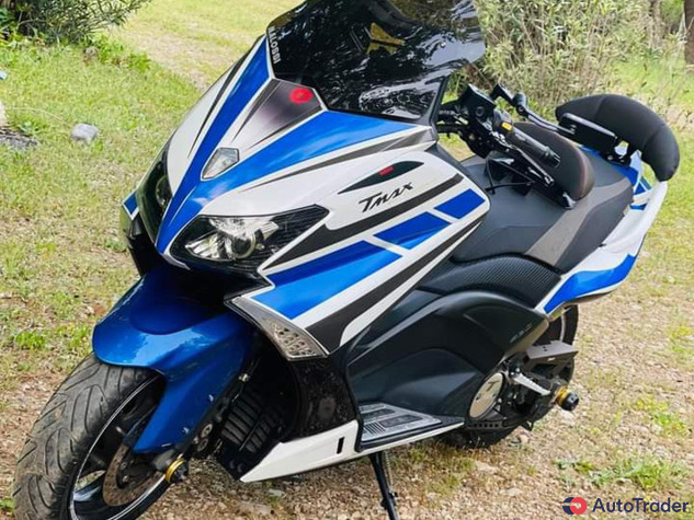 $8,500 Yamaha Tmax - $8,500 1