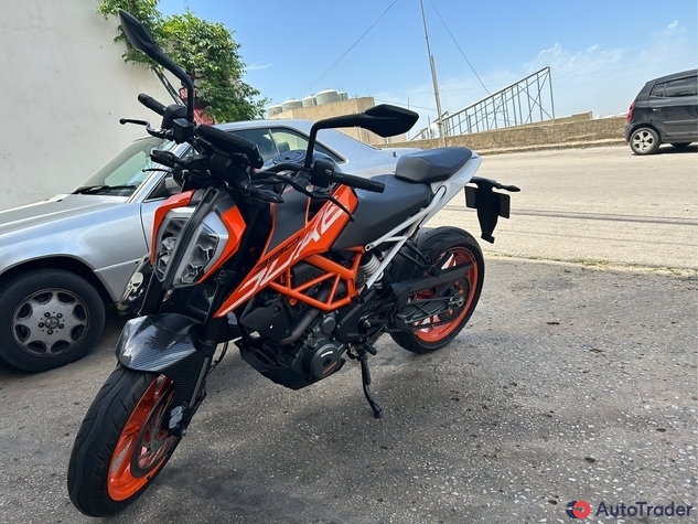 $4,000 KTM Duke - $4,000 1