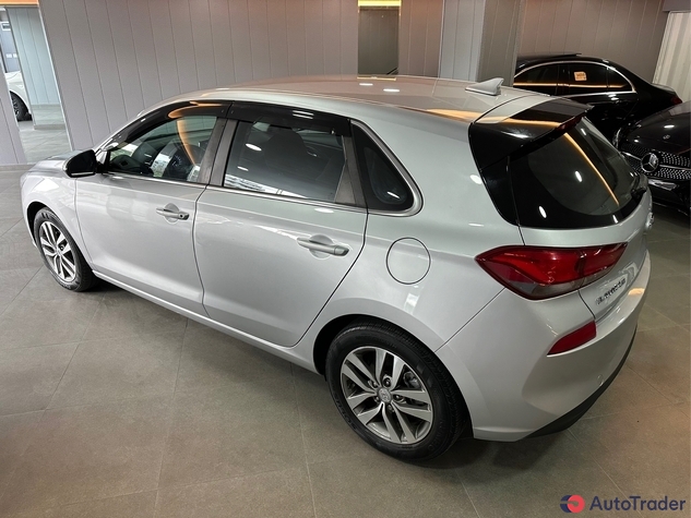 $12,500 Hyundai Elantra - $12,500 6