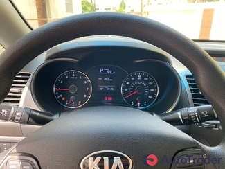 $10,300 Kia Forte - $10,300 8