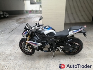 $10,000 BMW S 1000 R - $10,000 7