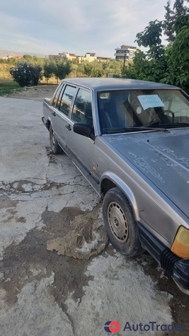 $1,300 Volvo 740 - $1,300 3