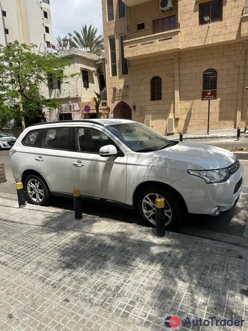 $12,000 Mitsubishi Outlander - $12,000 3