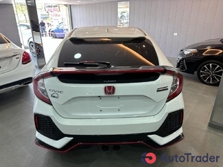 $16,000 Honda Civic - $16,000 4