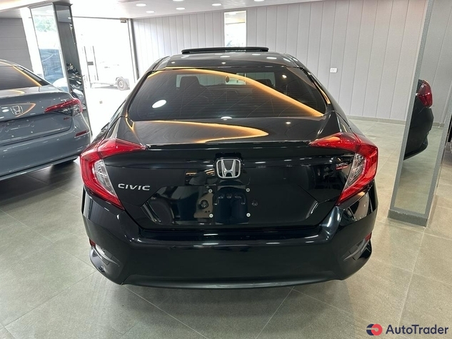 $13,900 Honda Civic - $13,900 4