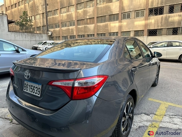 $10,000 Toyota Corolla - $10,000 7