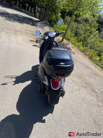 $1,000 Vespa Px200 - $1,000 4