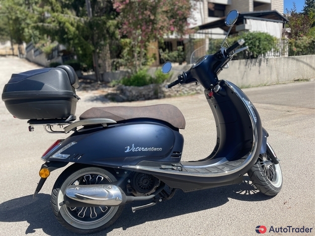 $1,000 Vespa Px200 - $1,000 3