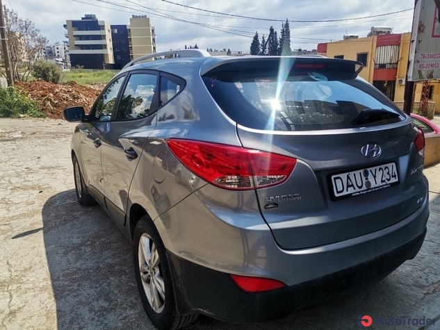 $9,000 Hyundai Tucson - $9,000 4