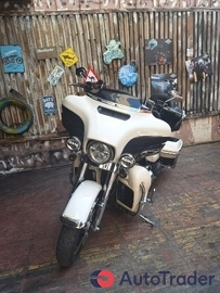 $16,000 Harley Davidson Ultra Classic - $16,000 1