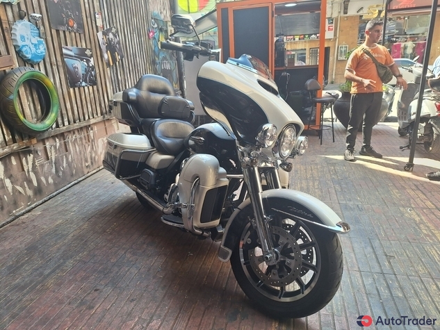 $16,000 Harley Davidson Ultra Classic - $16,000 2