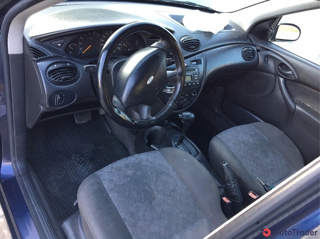 $2,800 Ford Focus - $2,800 2