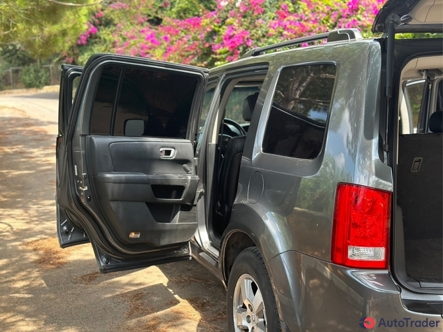 $9,500 Honda Pilot - $9,500 8