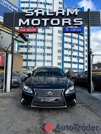 2014 Lexus LS-Series