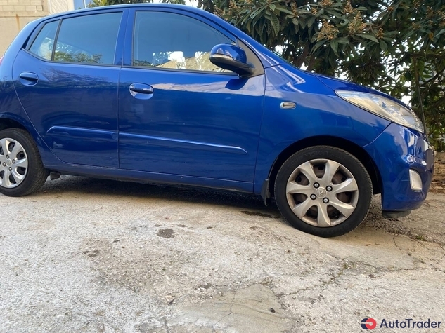 $5,800 Hyundai i10 - $5,800 4