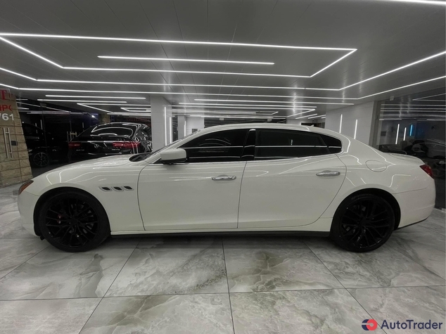 $32,000 Maserati Quattroporte - $32,000 4