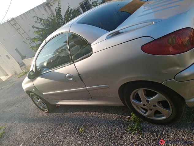 $2,600 Peugeot 206 - $2,600 1