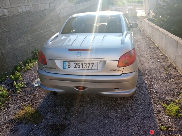 $2,600 Peugeot 206 - $2,600 4