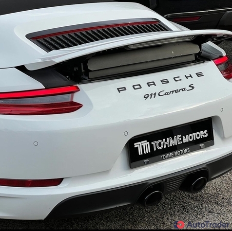 $117,000 Porsche 911 - $117,000 7