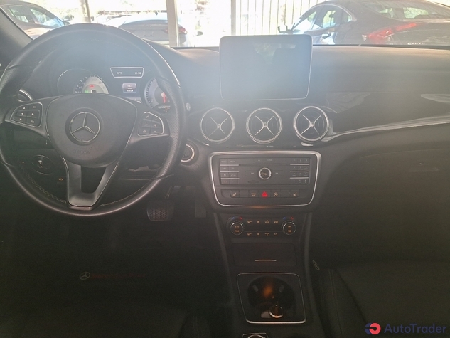 $0 Mercedes-Benz CLA - $0 8