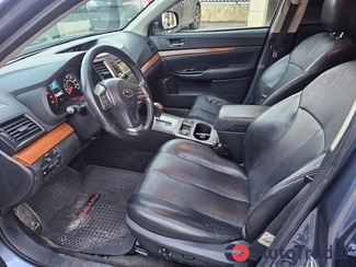 $10,800 Subaru Outback - $10,800 3