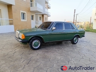 $3,300 Mercedes-Benz 230 - $3,300 5