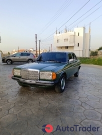 $3,300 Mercedes-Benz 230 - $3,300 3