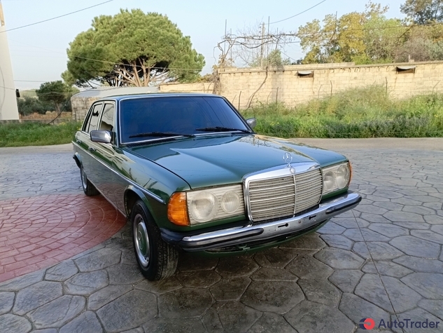 $3,300 Mercedes-Benz 230 - $3,300 1