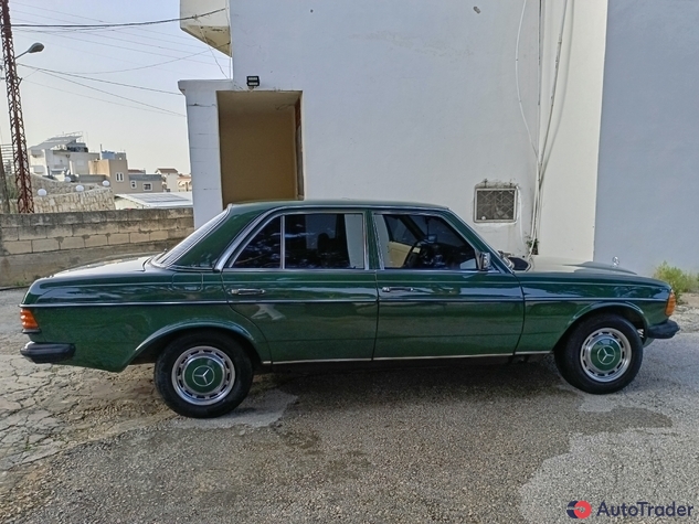 $3,300 Mercedes-Benz 230 - $3,300 7