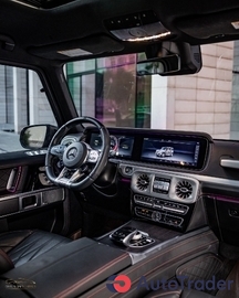 $250,000 Mercedes-Benz G-Class - $250,000 5