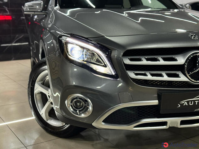 $27,000 Mercedes-Benz GLA - $27,000 4
