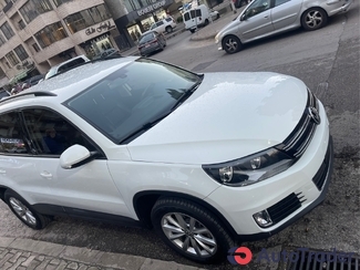 $15,900 Volkswagen Tiguan - $15,900 4