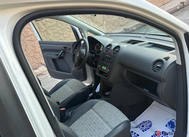 $8,000 Volkswagen Caddy - $8,000 8