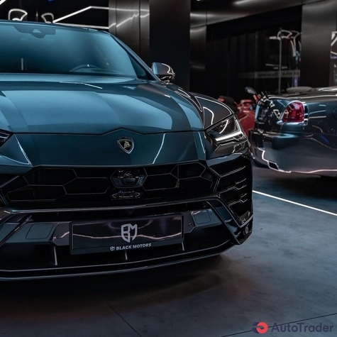 $355,000 Lamborghini Urus - $355,000 3
