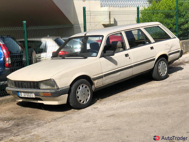 $1,900 Peugeot 505 - $1,900 2