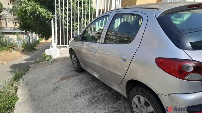 $4,500 Peugeot 206 - $4,500 2