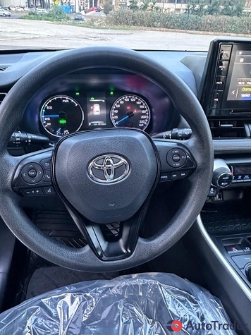 $29,000 Toyota RAV4 - $29,000 6