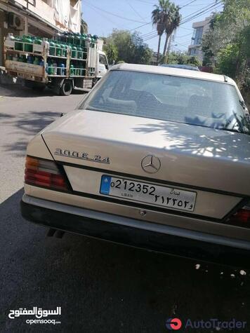 $2,500 Mercedes-Benz 240/260/280 - $2,500 2