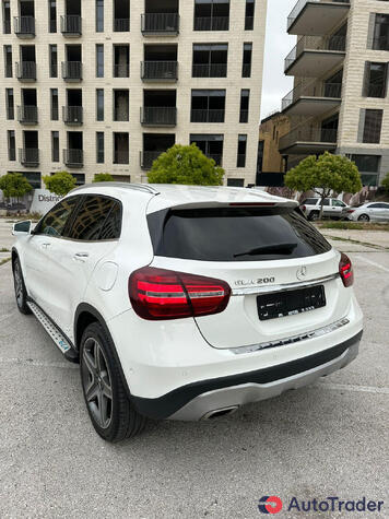 $28,000 Mercedes-Benz GLA - $28,000 6