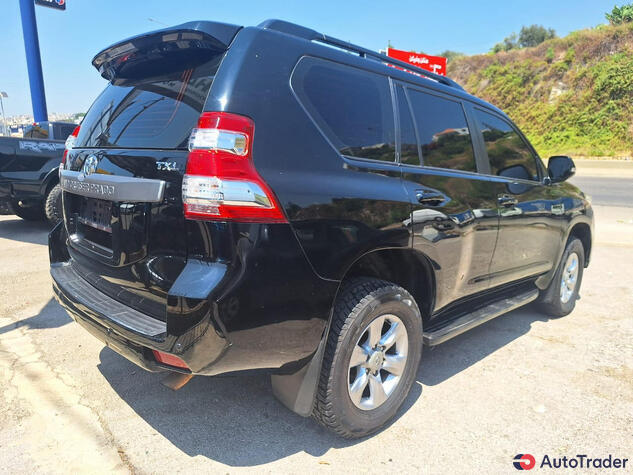 $25,000 Toyota Prado - $25,000 6