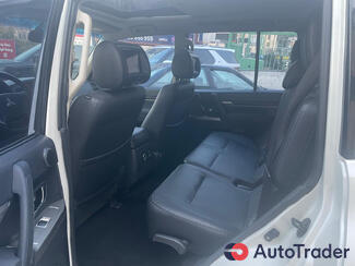 $16,500 Mitsubishi Pajero - $16,500 7