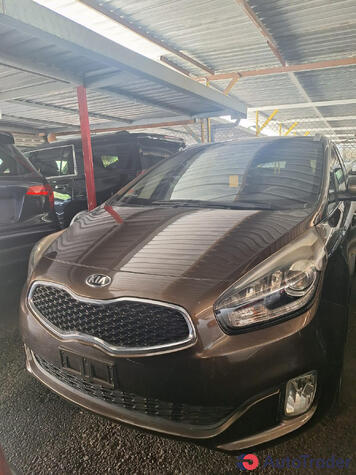 $10,500 Kia Carens - $10,500 1