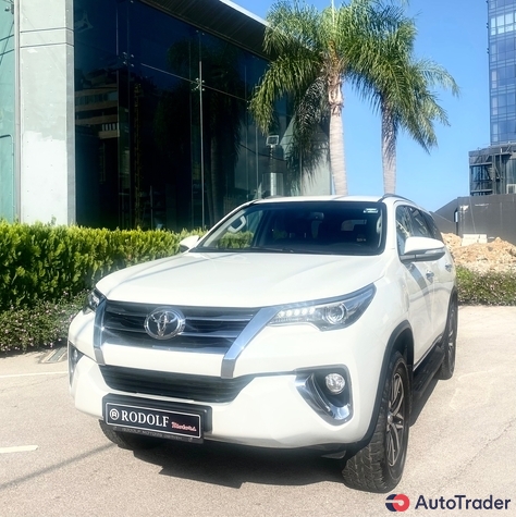 $34,000 Toyota Fortuner - $34,000 3